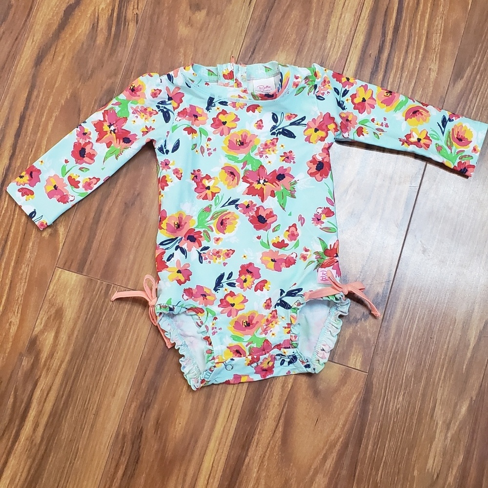 Ruffle butts baby girls swim suit with sun protect
